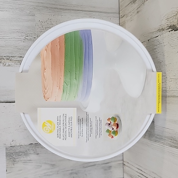 Wilton cake white serving plate removable pedestal fits Wilton 10" boards NEW - Picture 1 of 6